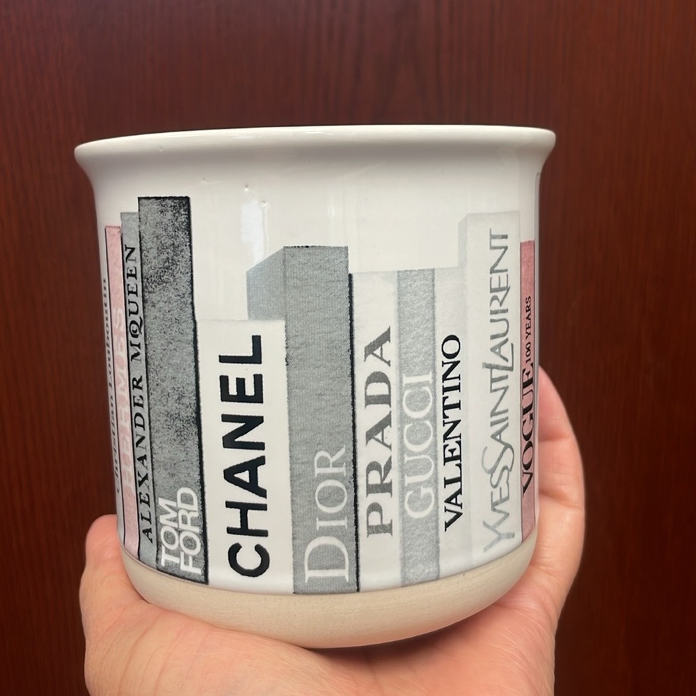 Fashion Designer Inspired Mug by Amanda Greenwood Art, new with tags - Picture 6 of 7